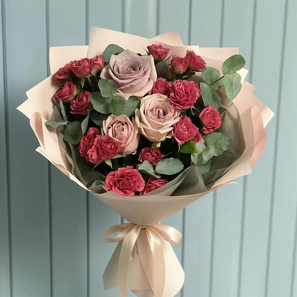 Букет цветов из: Гвоздики и Розы в Варна