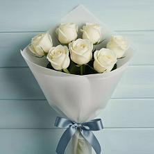 Букет 7 Белых роз Эдлесс Лав в Варна