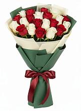 Букет Микс из красных и белых роз в Варна