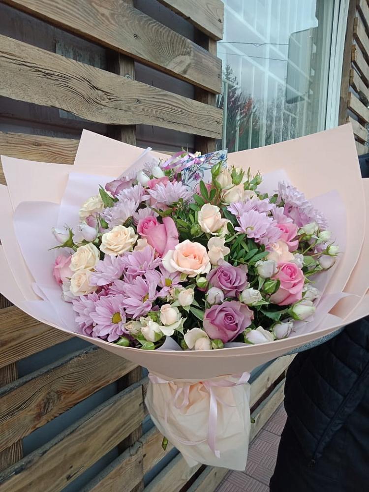 Букет цветов из: Розы и Хризантемы в Варна