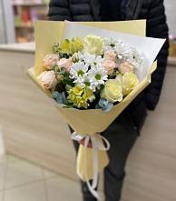 Букет цветов из:  Альстромерии, Розы и Хризантемы в Варна