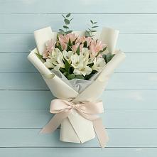 Букет цветов из:  Альстромерии в Варна