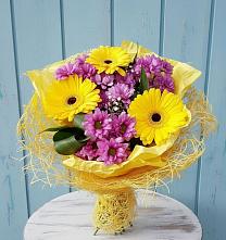 Букет цветов из:  Хризантемы и Герберы в Варна