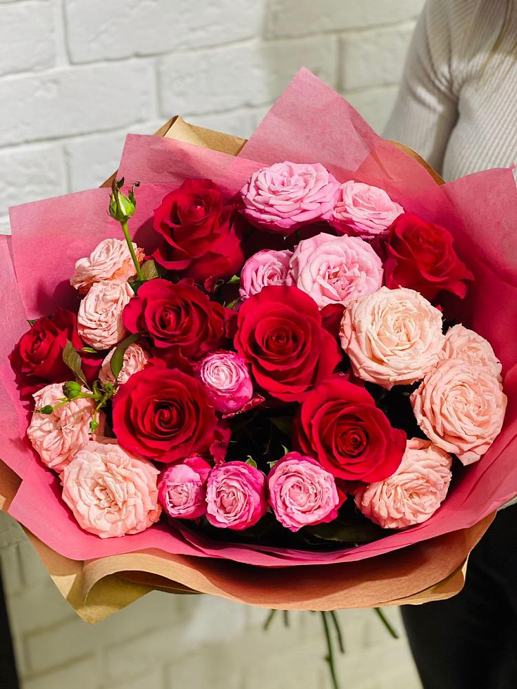 Букет цветов из: Розы в Варна