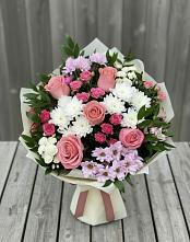 Букет цветов из:  Альстромерии, Гвоздики, Розы и Хризантемы в Варна