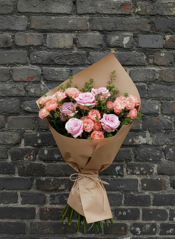 Букет цветов из: Розы в Варна