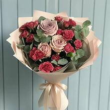 Букет цветов из:  Гвоздики и Розы #REPLACE_PRED# Варна