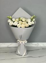 Букет цветов из:  Розы и Лизиантусы в Варна